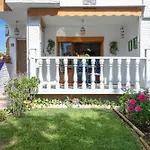 Casa Pista Puerto Marino