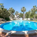Casa Pista * Puerto Marino