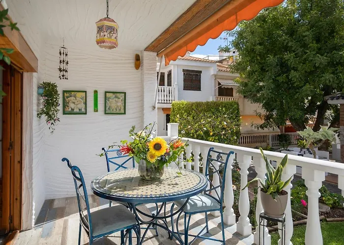 Casa Pista בית נופש Puerto Marino